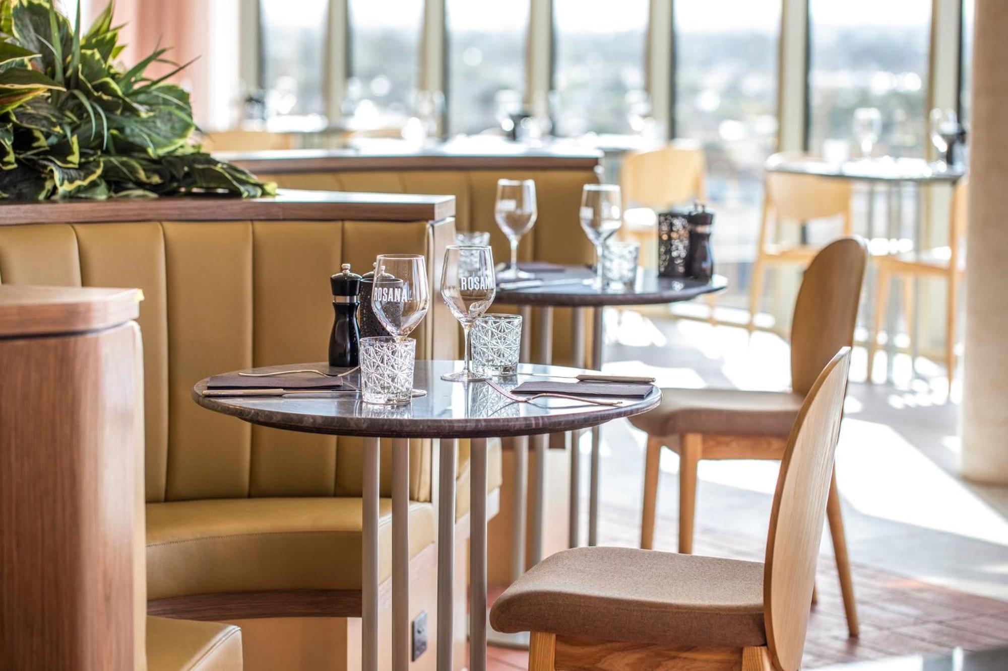 Holiday Inn Werribee By Ihg Esterno foto