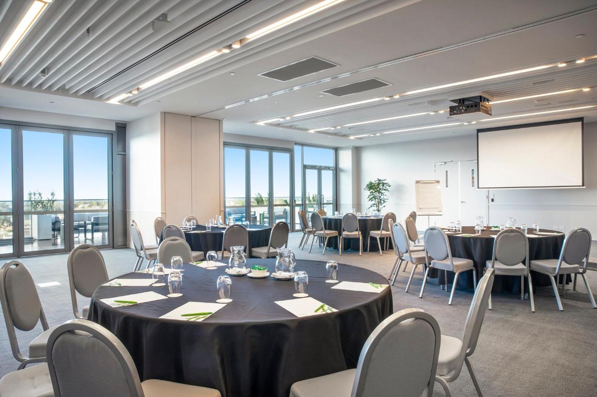 Holiday Inn Werribee By Ihg Esterno foto